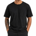 T-Shirt Größe M Schwarz mit Brusttasche und Rundhalsausschnitt