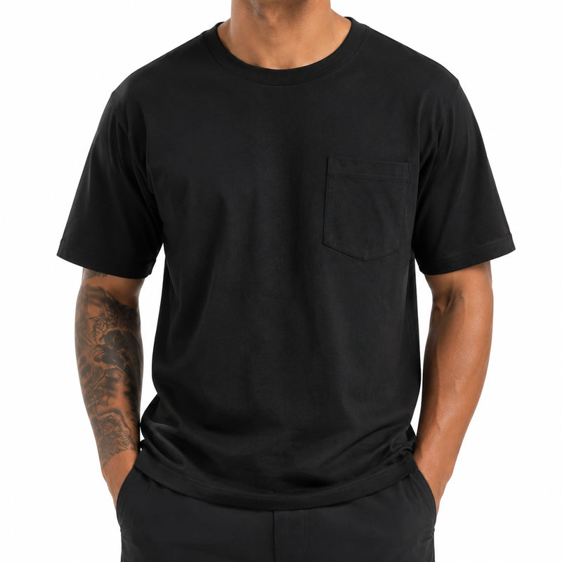 T-Shirt Größe M Schwarz mit Brusttasche und Rundhalsausschnitt